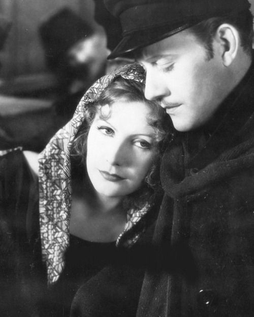 Poem – “The Art of an Angel” – Romance/Descriptive