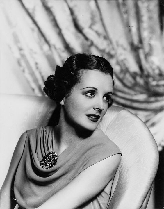 Poem – “A Sigh, and a Candle” – Romance –&nbsp;8/16/2020