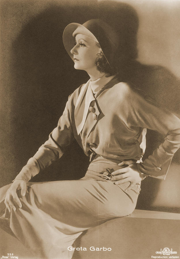 Poem #1,746 – “Pale Moon of your Eyes” – Love Poetry –&nbsp;7/25/2021