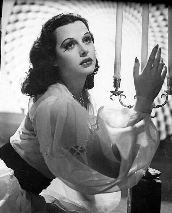 Short Story – “The Fate of Farewells” – Chapter I – Modern Romanticism – 4/24/2022