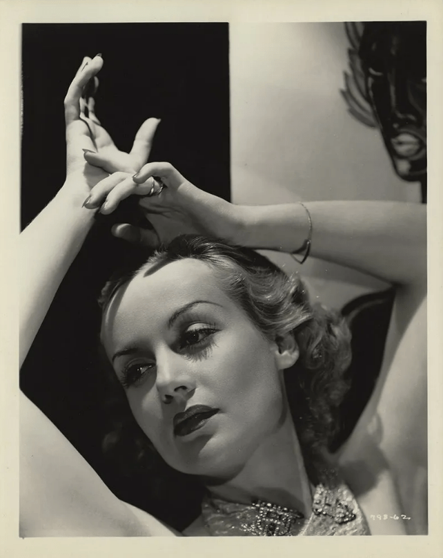 Poem – “After you Turn Around” – Love Poetry –&nbsp;7/26/2022